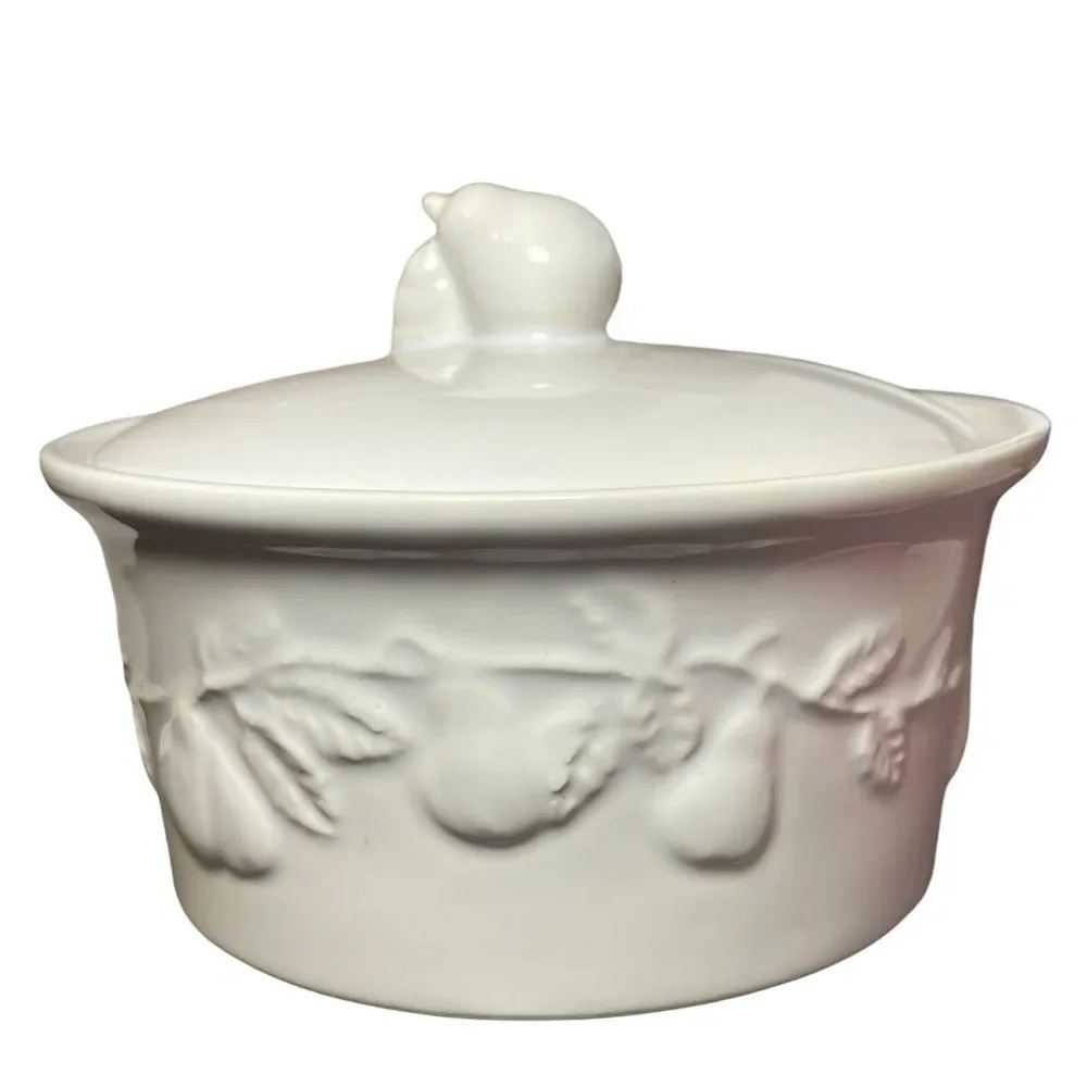 Vintage Lillian Vernon Taiwan Embossed Small Pear Casserole Dish Pot with 5